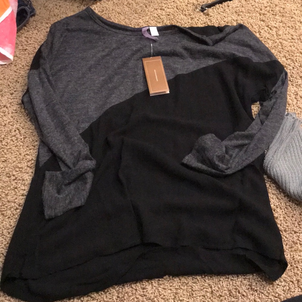 Women’s long sleeve